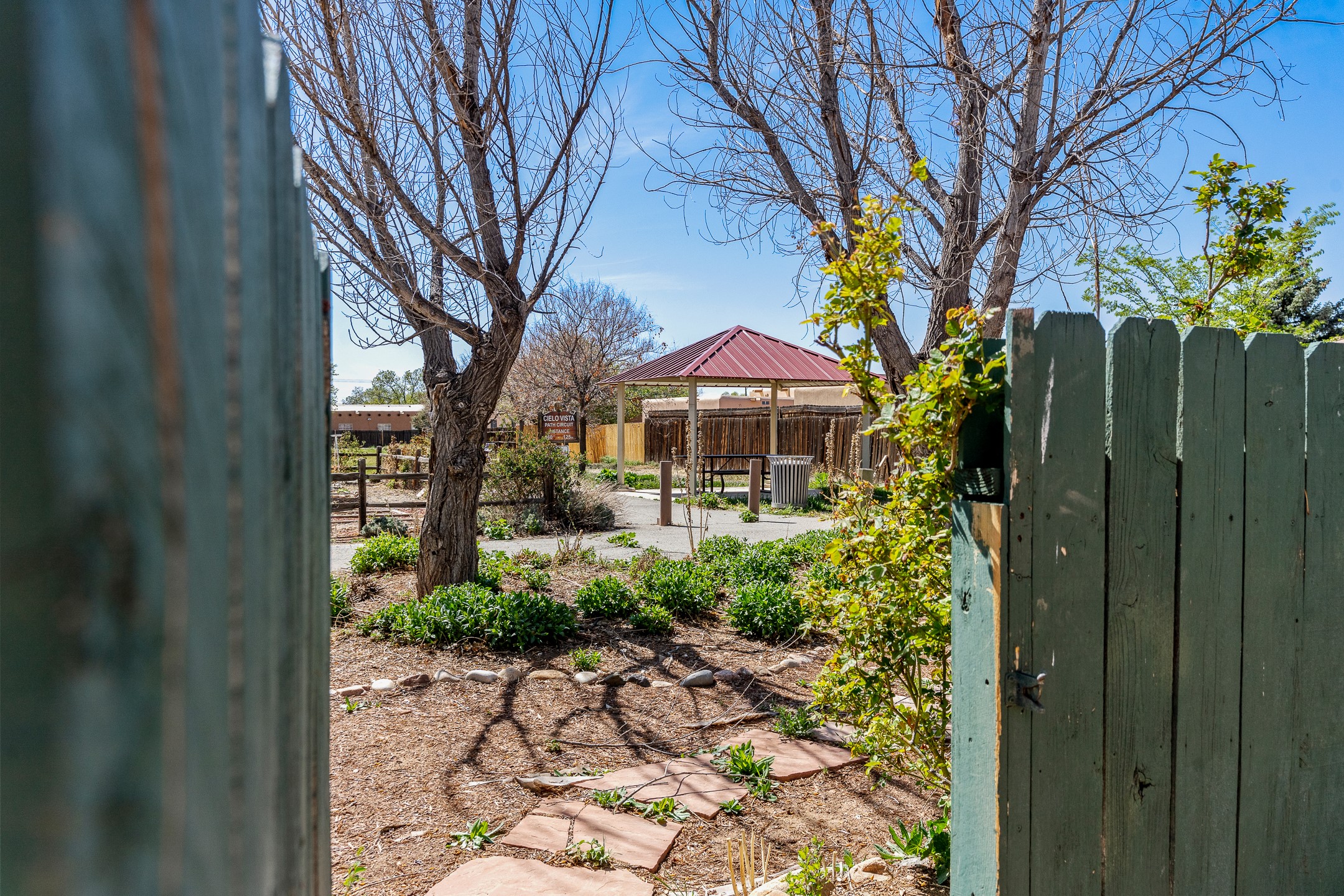 1060 Calle Carmilita, Santa Fe, New Mexico image 43