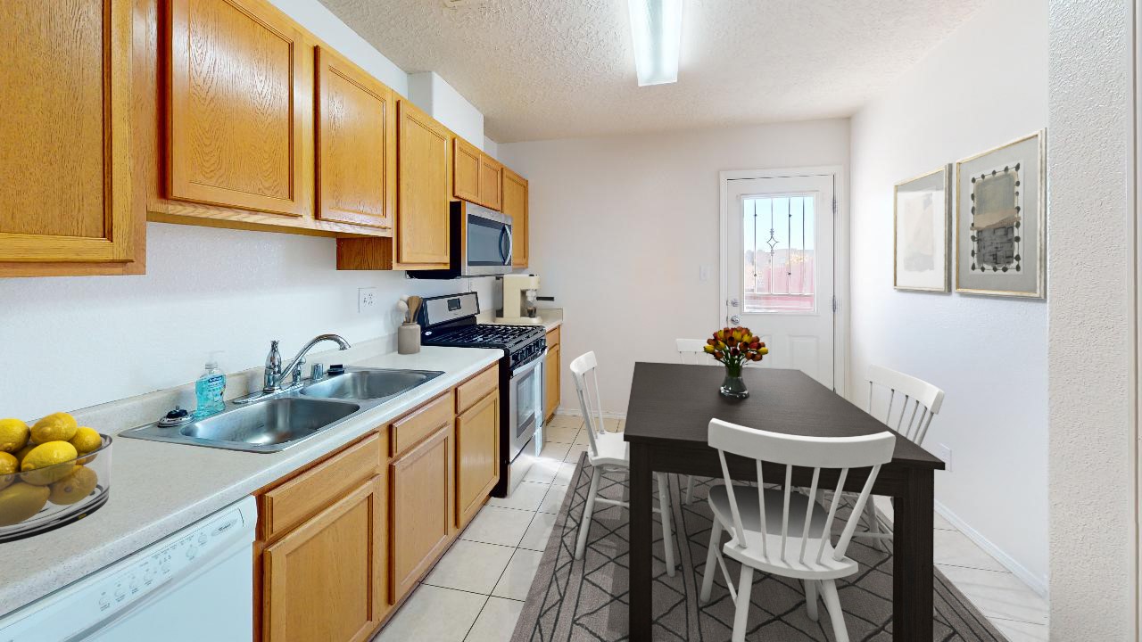 Santa Fe, New Mexico 87507, United States, 3 Bedrooms Bedrooms, ,2 BathroomsBathrooms,Residential,Pending,67509