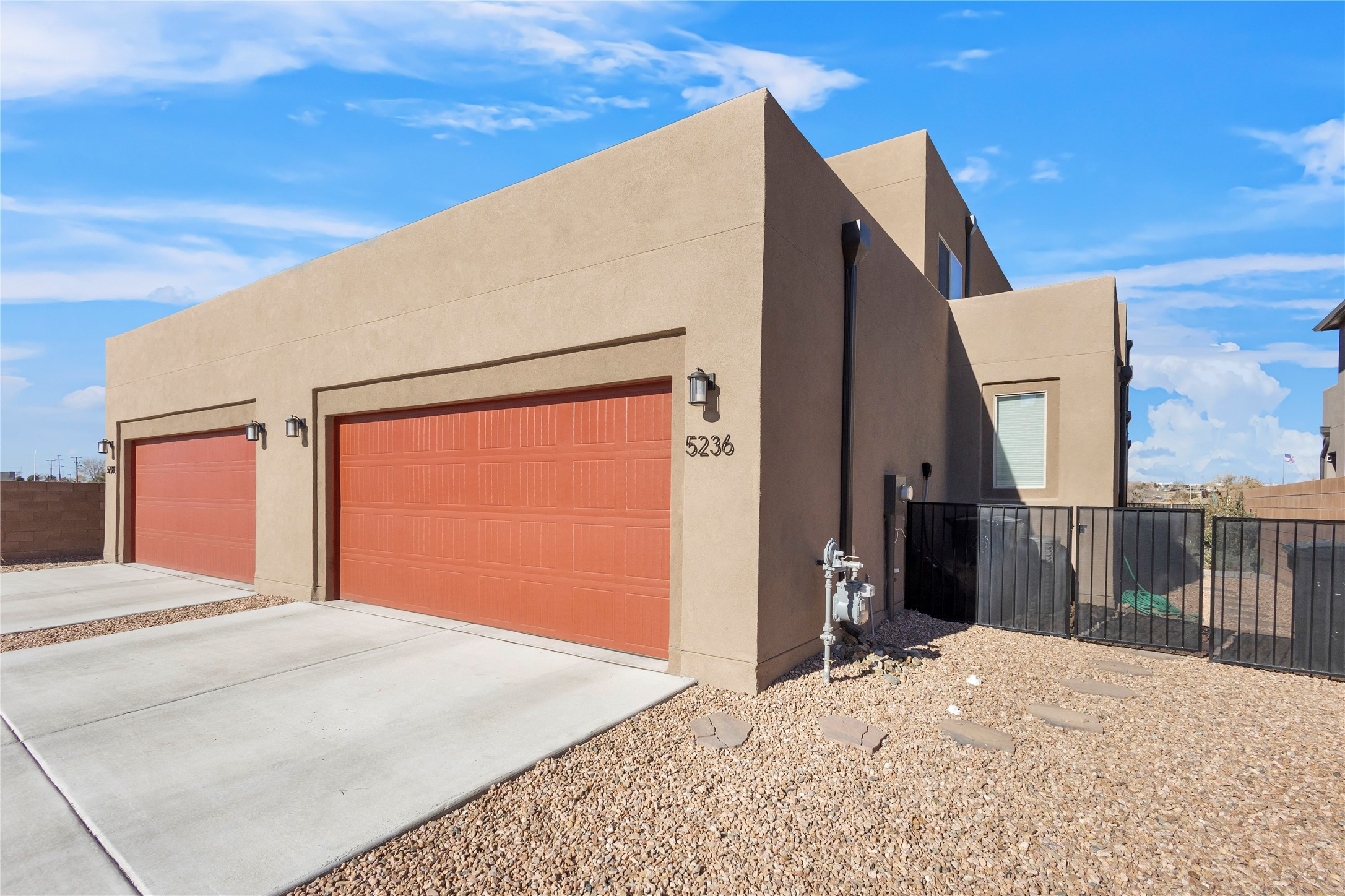 5236 Gold Hill Lane, Santa Fe, New Mexico image 1