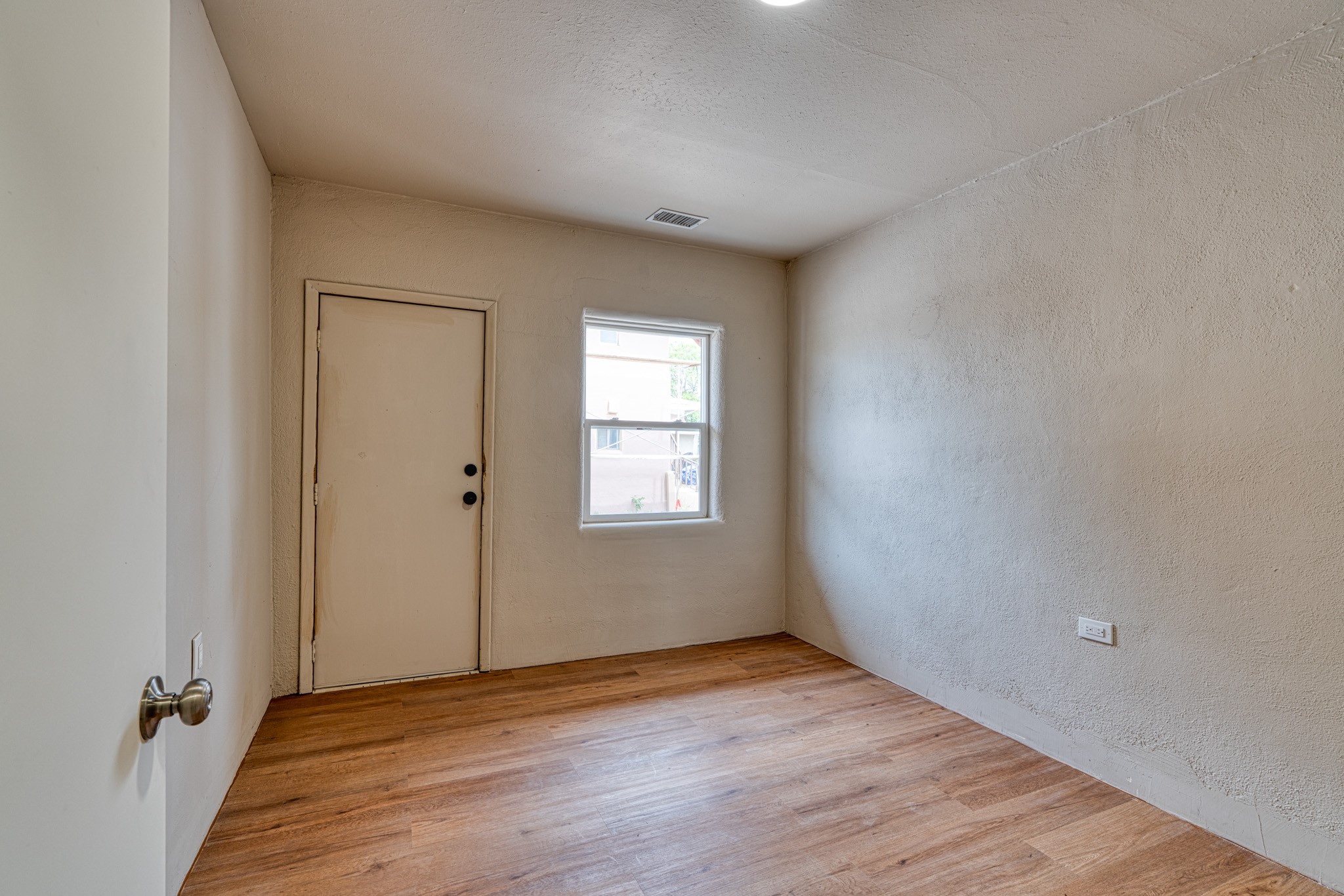724 School Street St #A, Espanola, New Mexico image 7