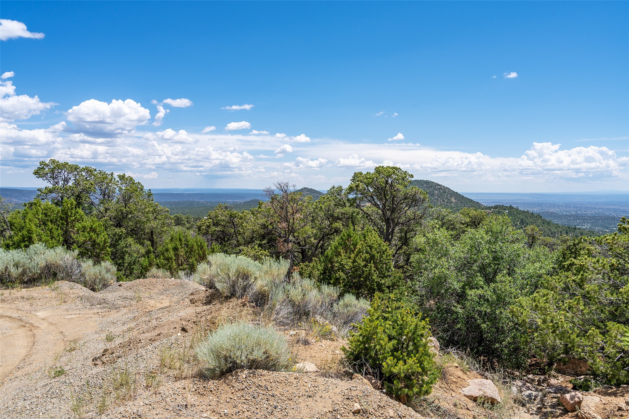 21 Ridge Drive, Santa Fe, New Mexico image 17