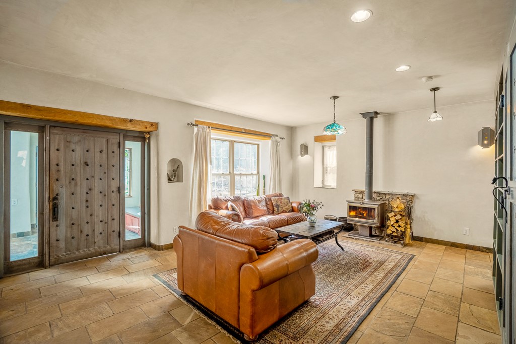 287 Dalton Canyon, Pecos, New Mexico image 11