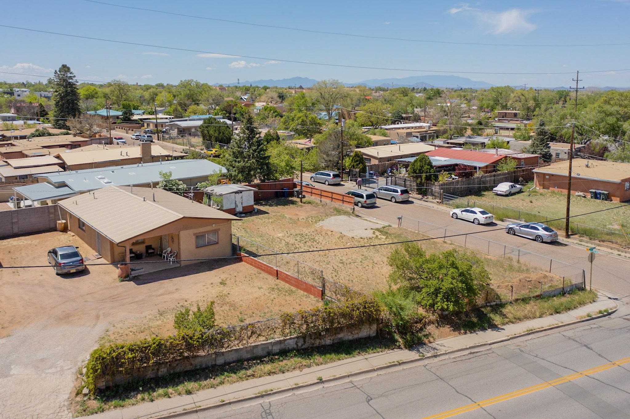 713 Camino Santa Ana, Santa Fe, New Mexico image 8