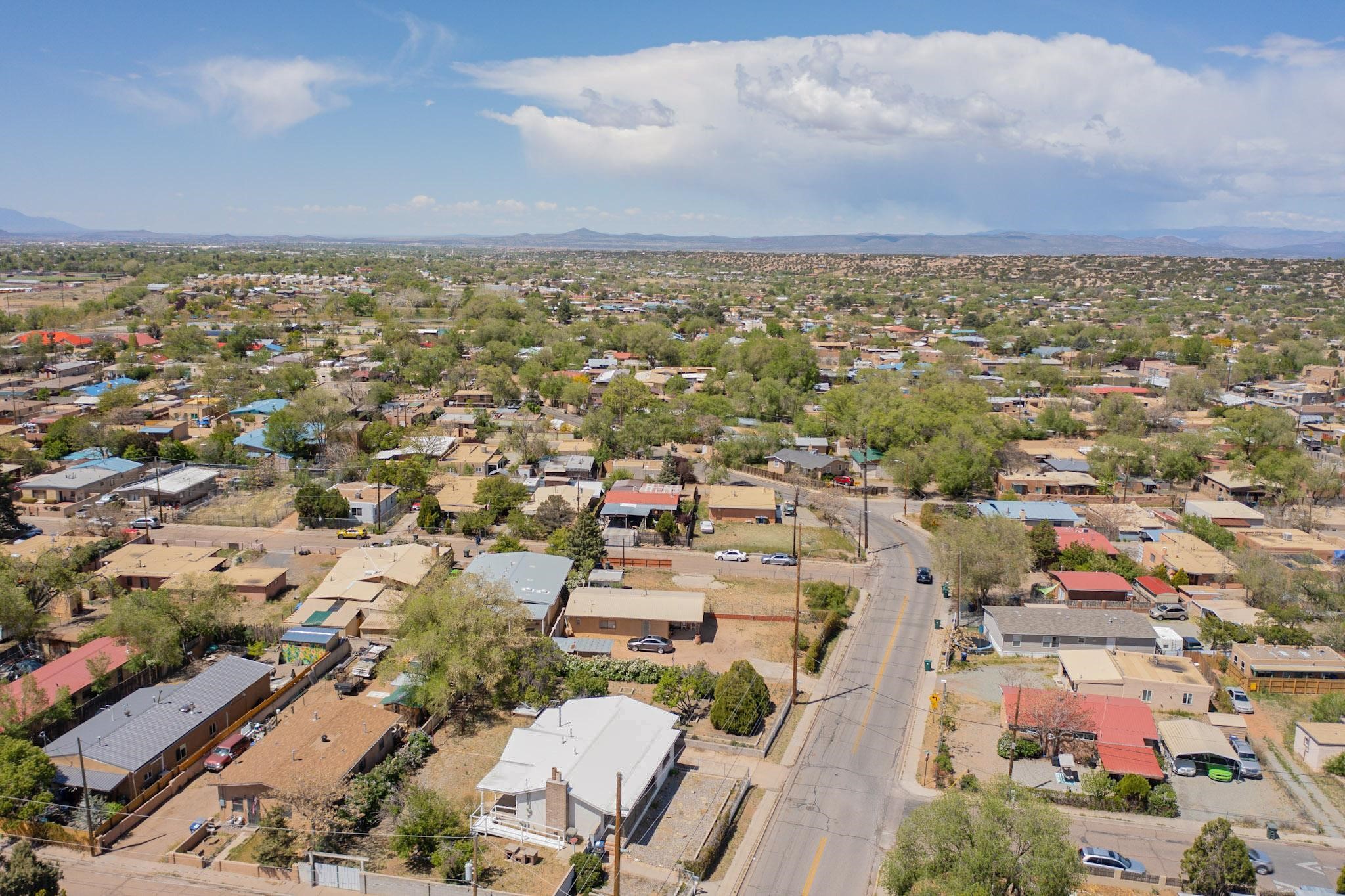 713 Camino Santa Ana, Santa Fe, New Mexico image 9