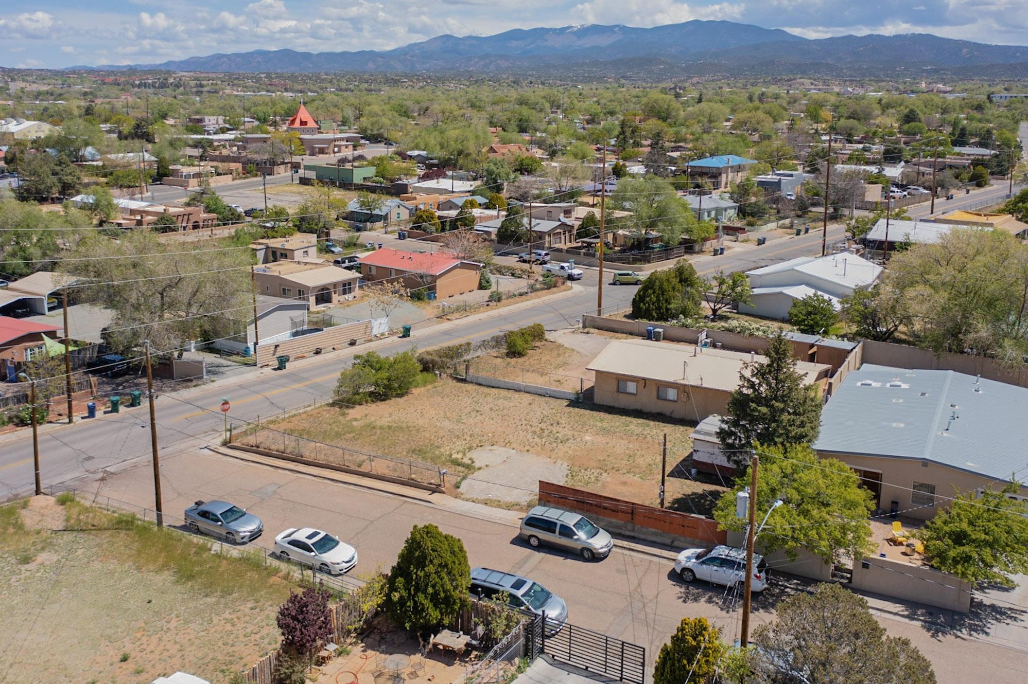713 Camino Santa Ana, Santa Fe, New Mexico image 14