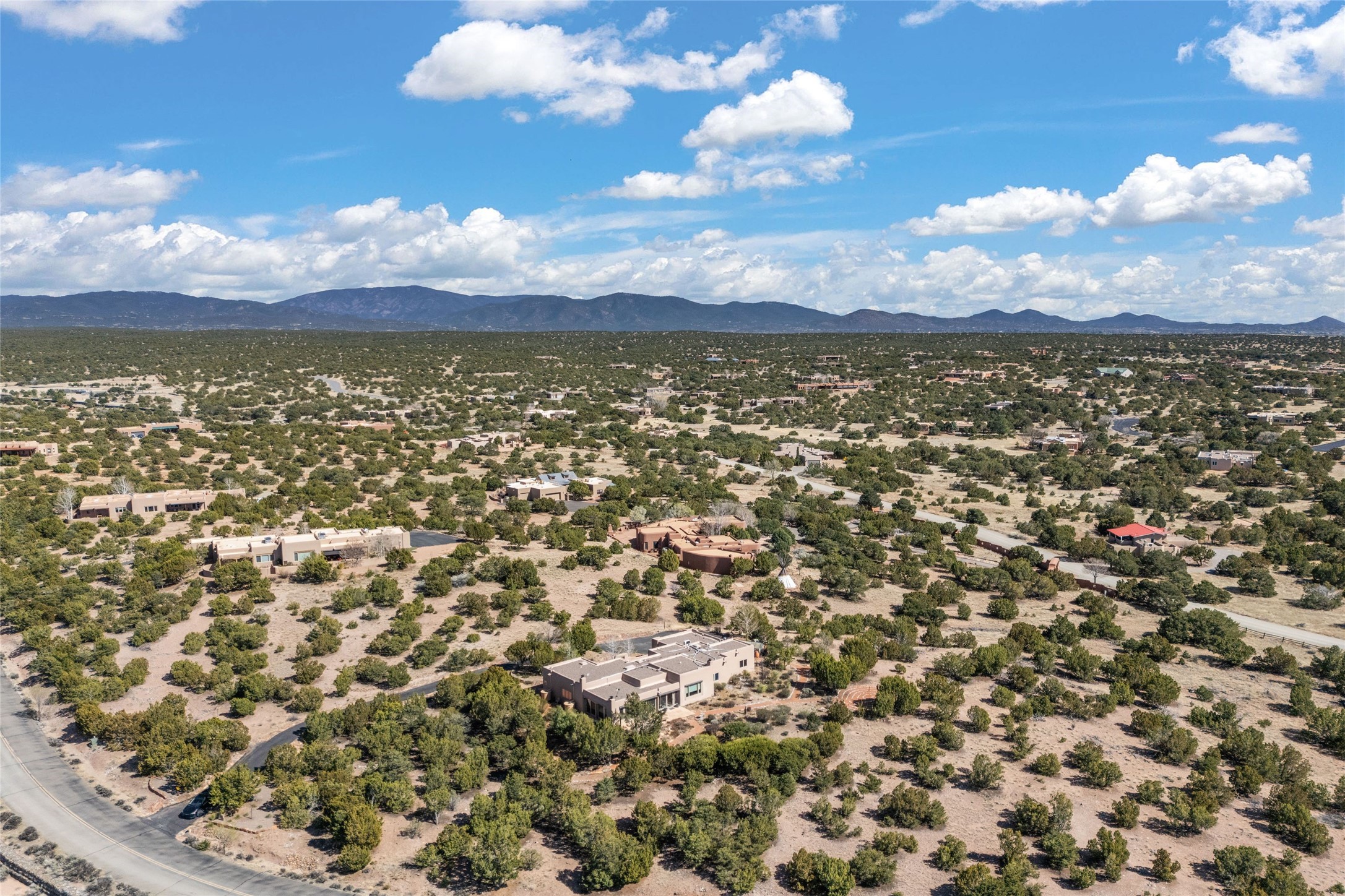 32 Paseo Del Coyote, Santa Fe, New Mexico image 40