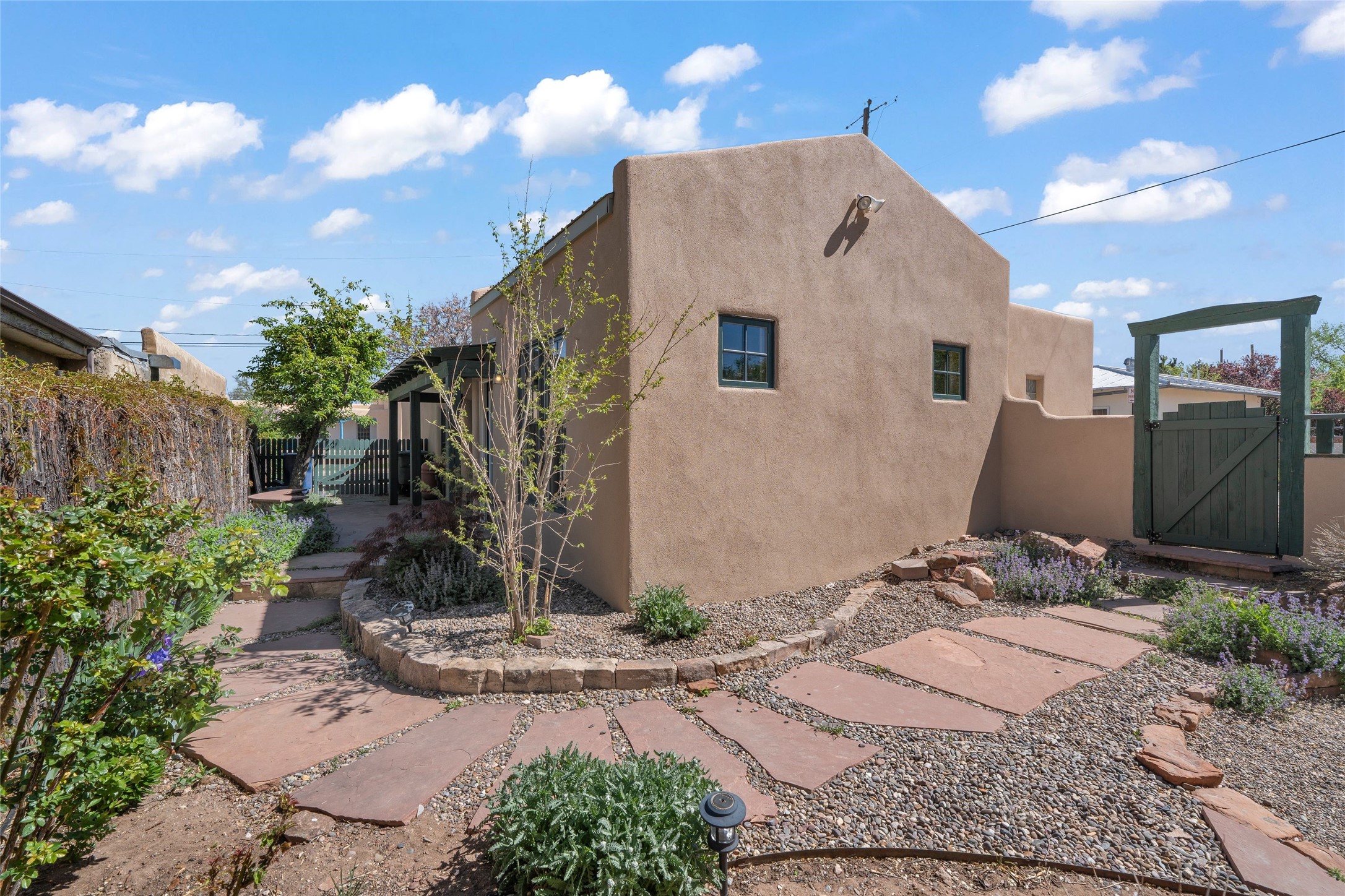 842 W Manhattan Avenue, Santa Fe, New Mexico image 24