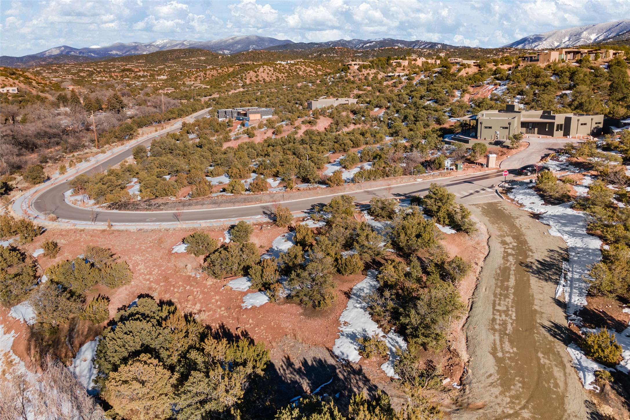 566 Calle Mirasol, Santa Fe, New Mexico image 8