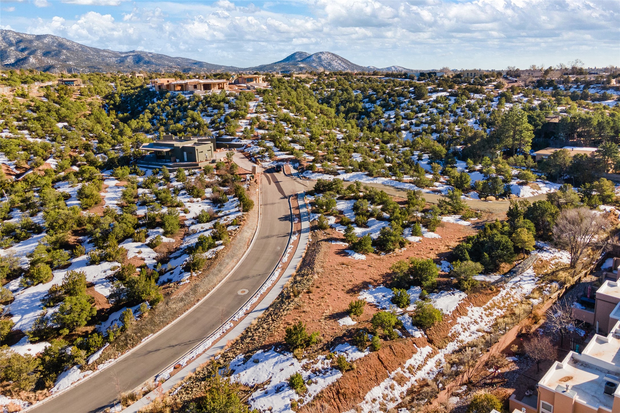 566 Calle Mirasol, Santa Fe, New Mexico image 6