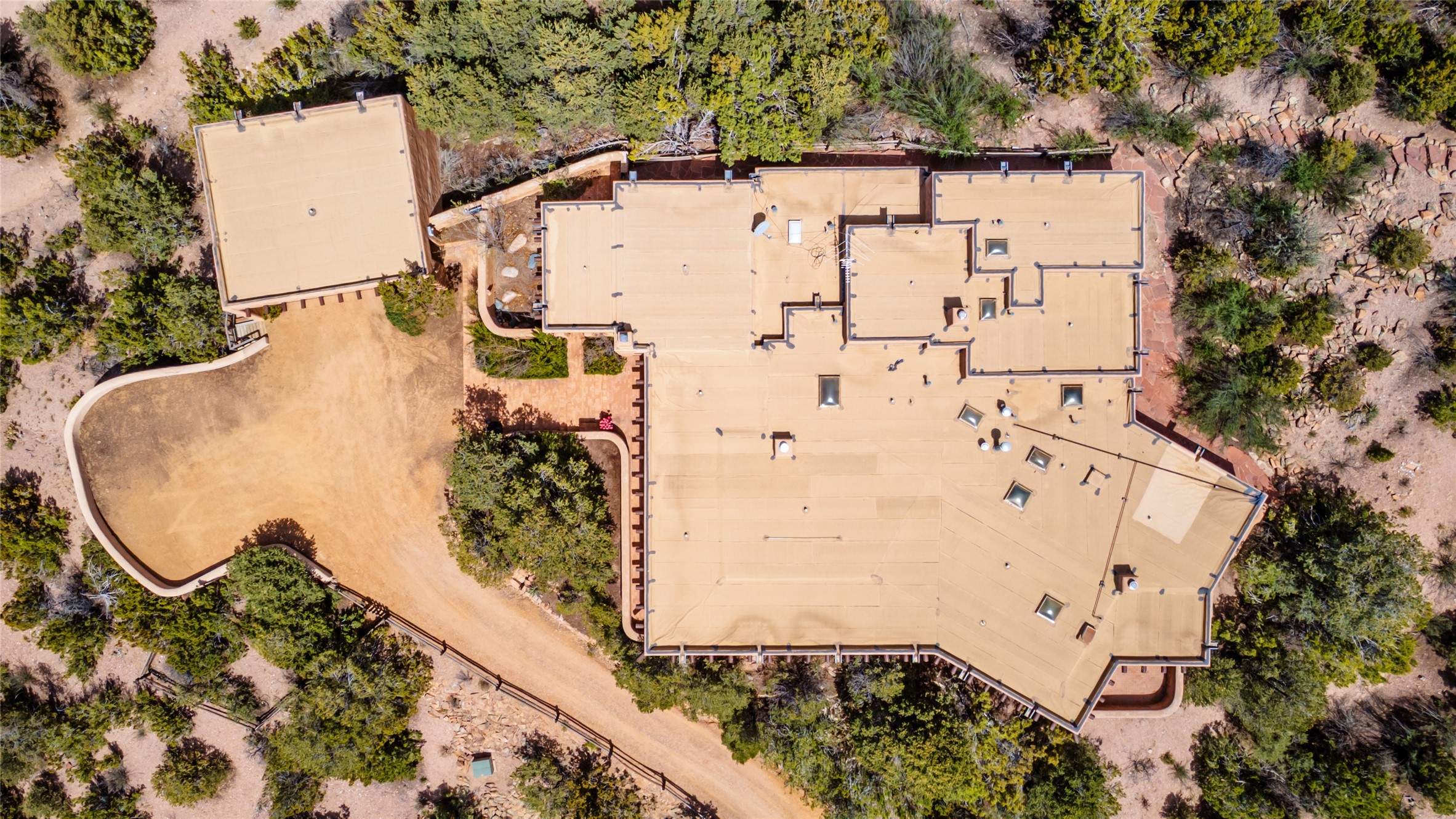 61 Calle Encanto, Santa Fe, New Mexico image 46