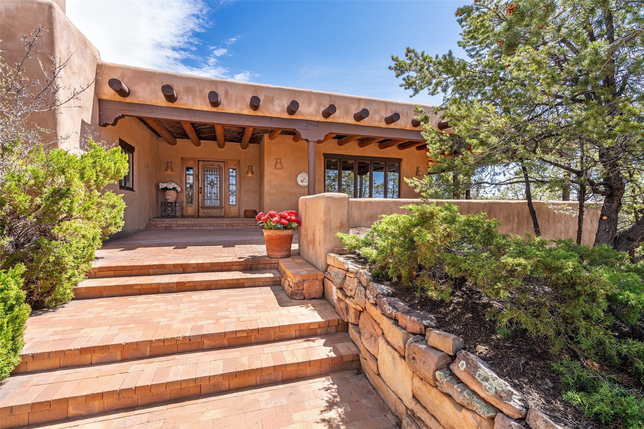 61 Calle Encanto, Santa Fe, New Mexico image 5