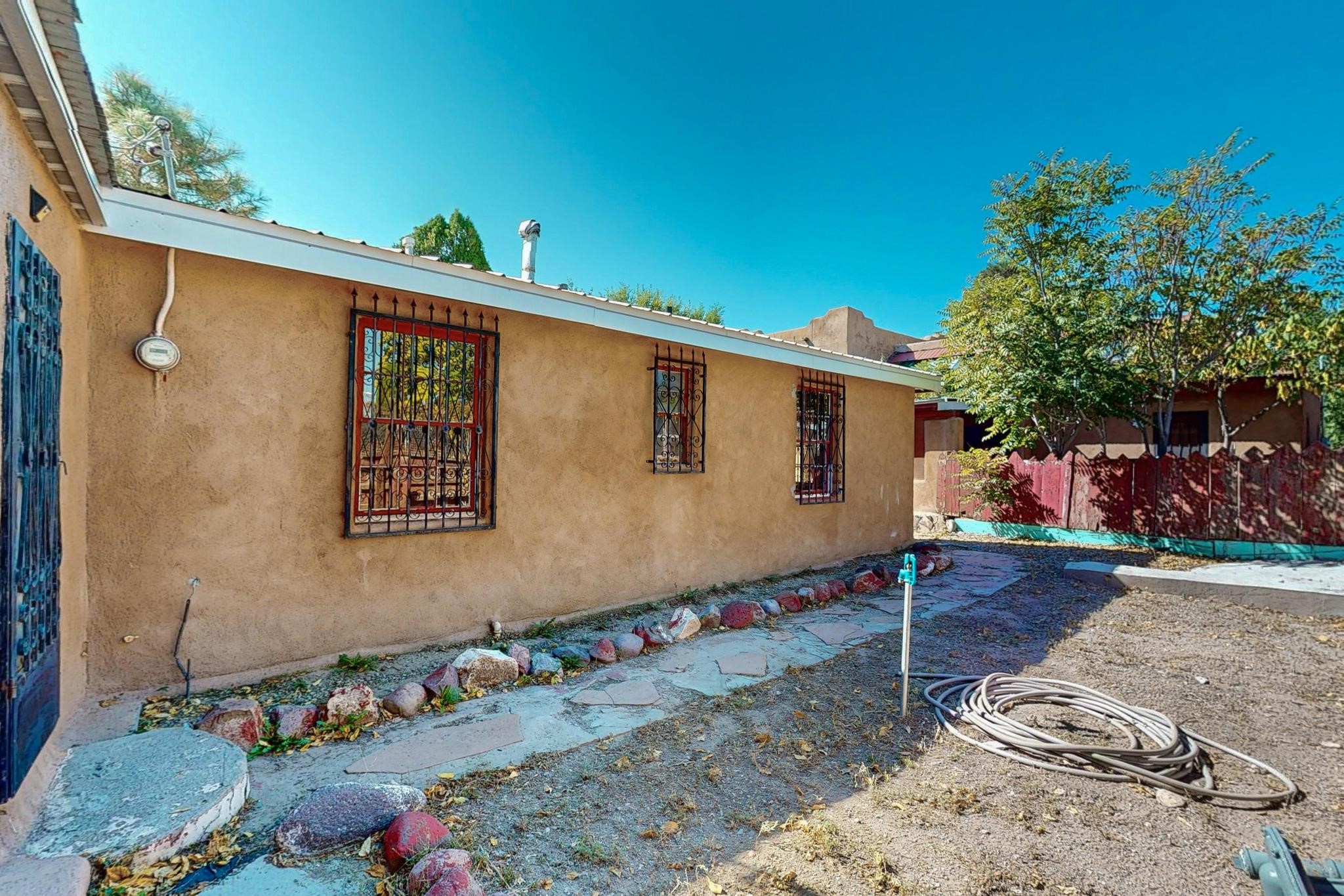 611 W Chamisa St, Espanola, New Mexico image 37