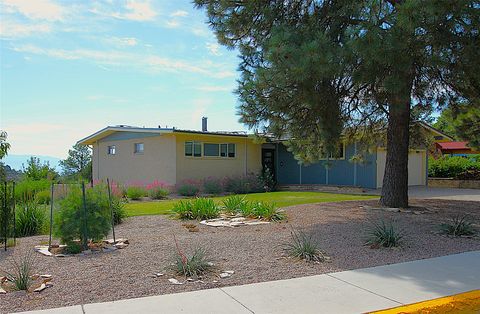 200 Camino Encantado, Los Alamos, NM 87544 - #: 202503690