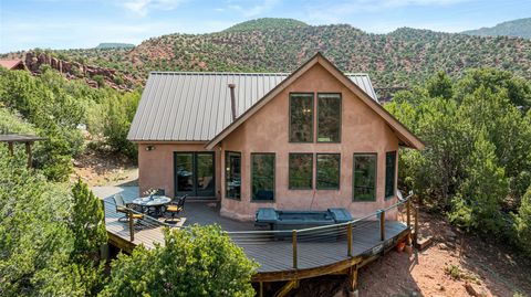 Homes For Sale - 467 Madrid Road<br/> Jemez Springs, NM 87025