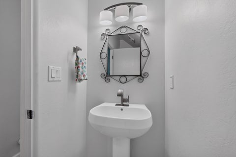 Tiny photo for 15 Johnson Mesa, Santa Fe, NM 87508 (MLS # 202604031)