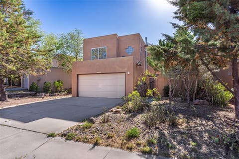 Homes For Sale - 2933 Viaje Pavo Real<br/> Santa Fe, NM 87505