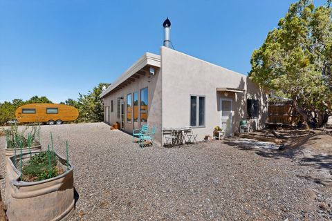 Tiny photo for 3 Gavilan Road, Santa Fe, NM 87508 (MLS # 202602428)