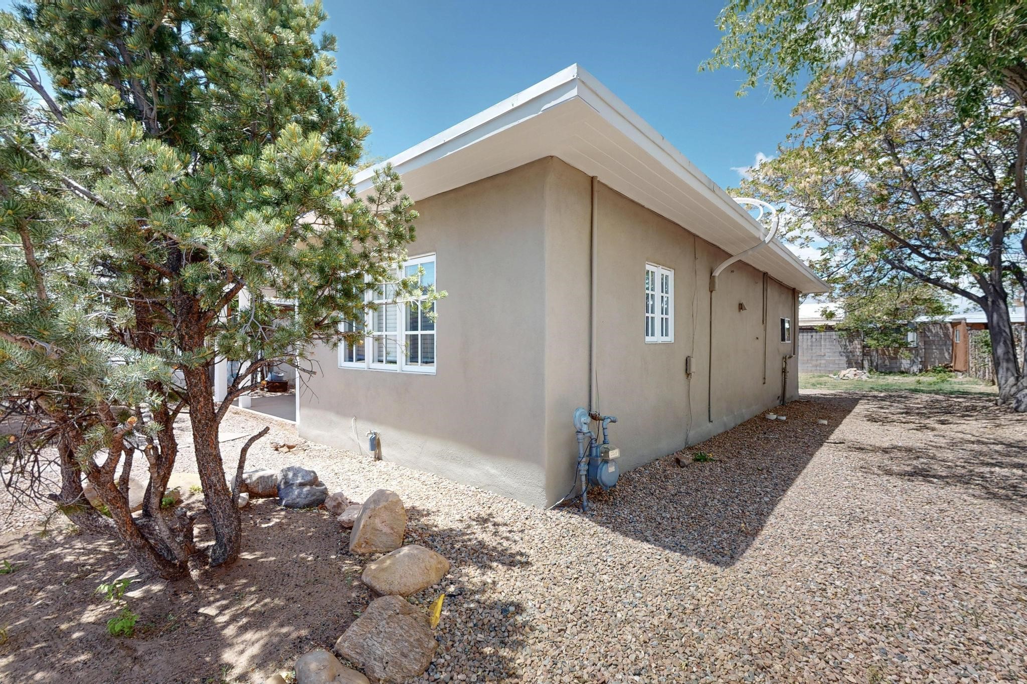 234 Fiesta St, Santa Fe, New Mexico image 28