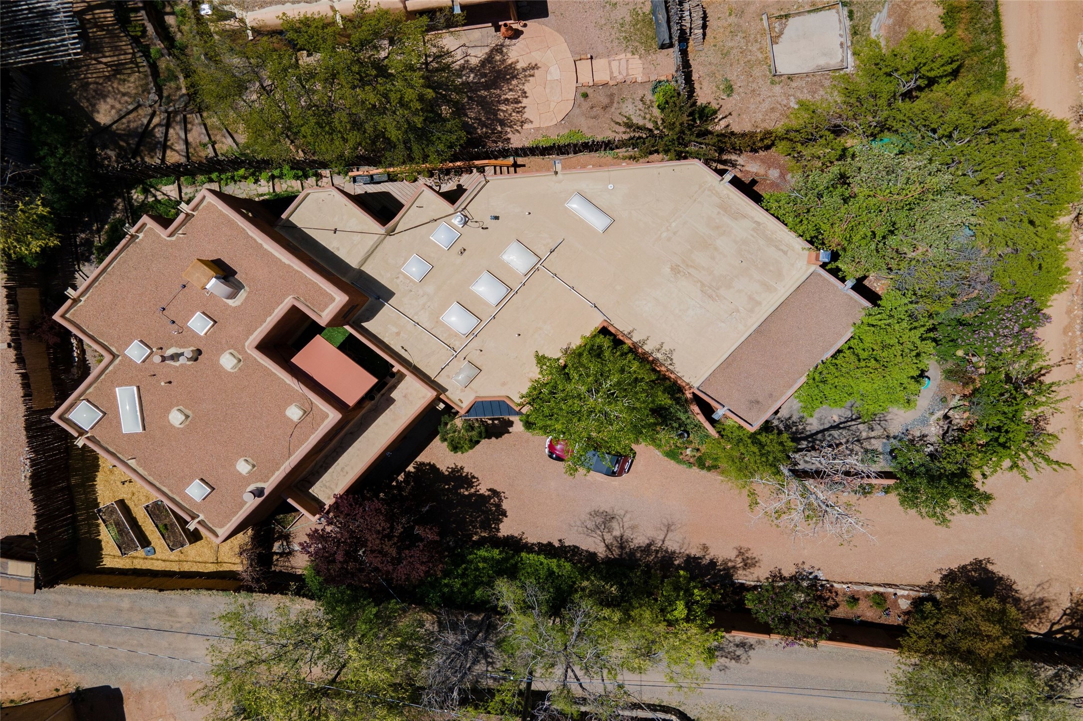 103 1/2 Victoria Street, Santa Fe, New Mexico image 31