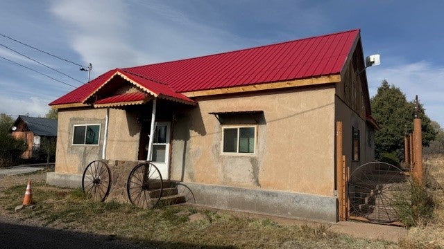 Photo 1 of 28 — 2 San Antonio Spur, Las Vegas, NM 87701
