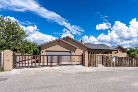 Featured picture for the property 202500393