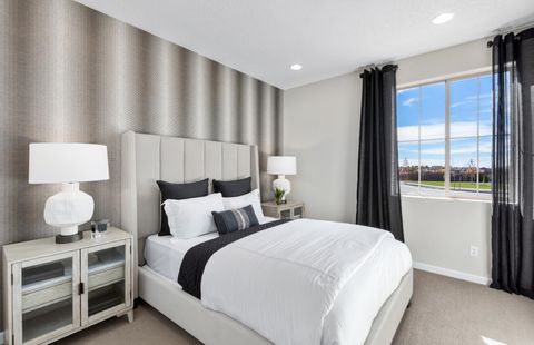 Tiny photo for 74 Mountaingem Loop, Santa Fe, NM 87508 (MLS # 202503367)