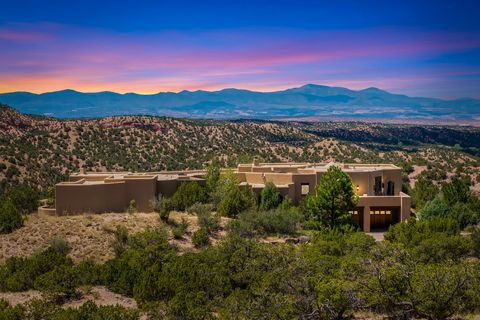 9 Lodge Circle Santa Fe NM 87506