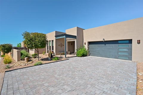 Homes For Sale - 7 Camino Barranca<br/> Santa Fe, NM 87507