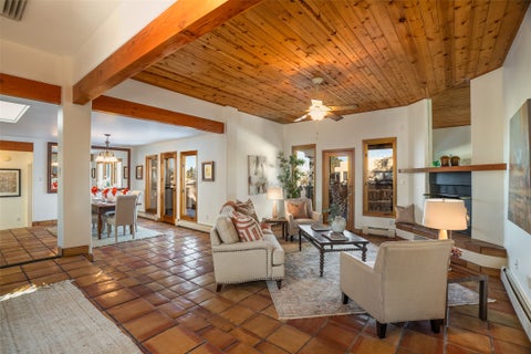 Featured picture for the property 202338085