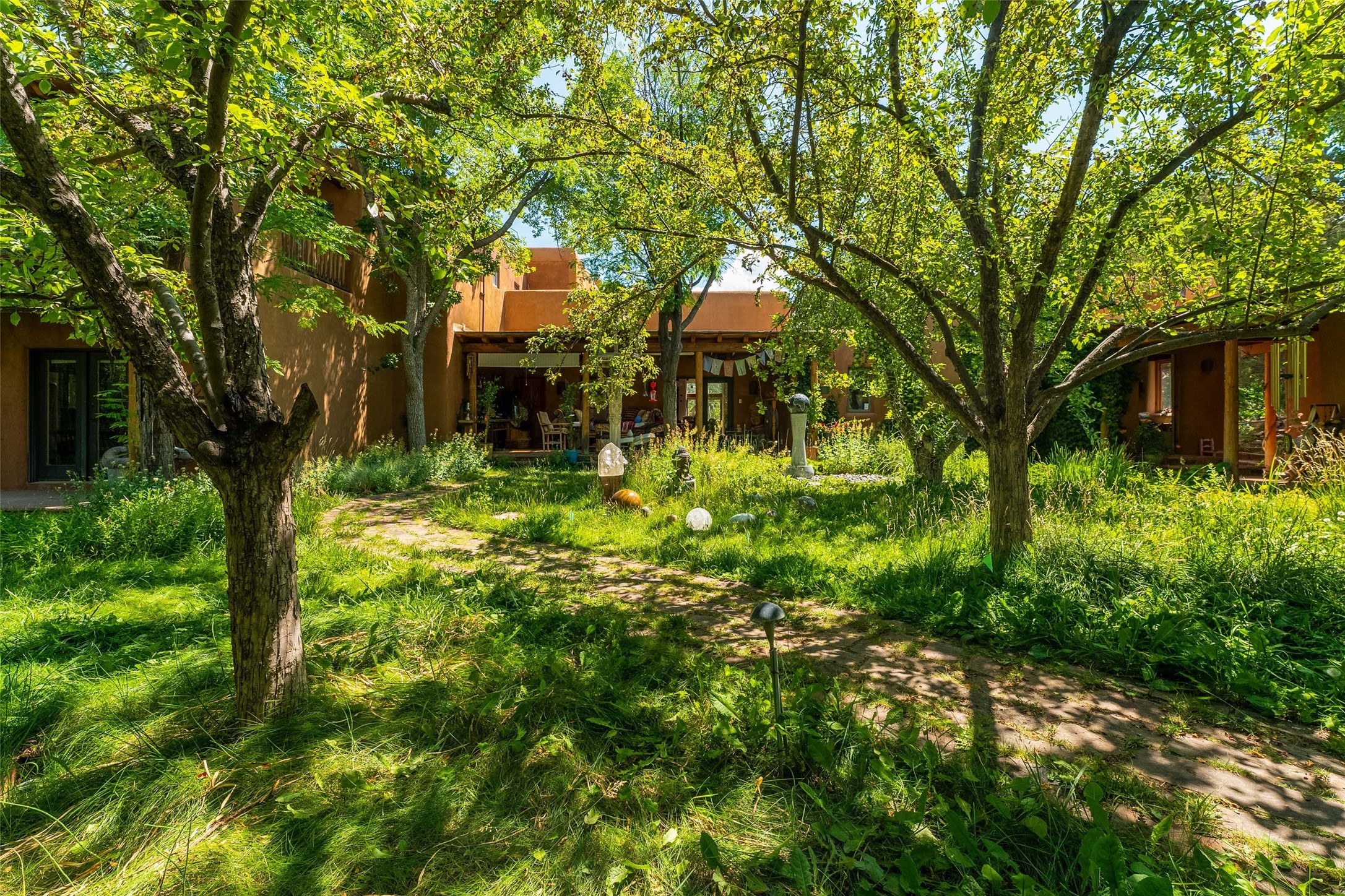 525 Camino Militar, Santa Fe, New Mexico image 1
