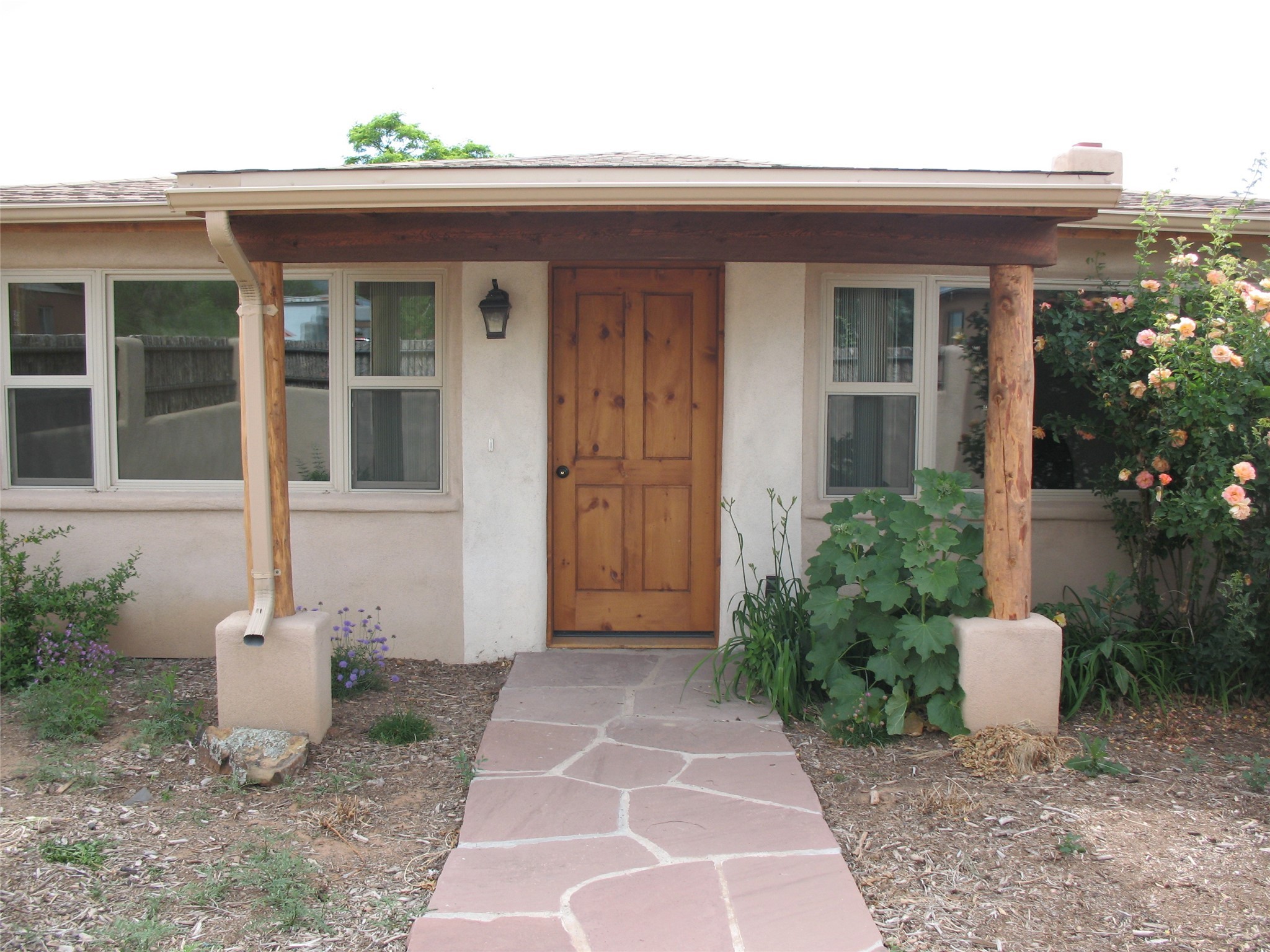 819 Fayette St, Santa Fe, New Mexico image 1