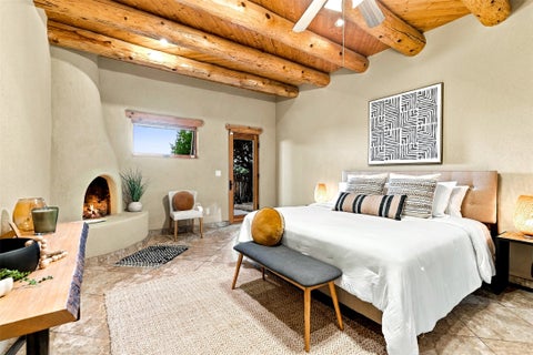 Tiny photo for 7 W Azulejo Court, Santa Fe, NM 87508 (MLS # 202603992)