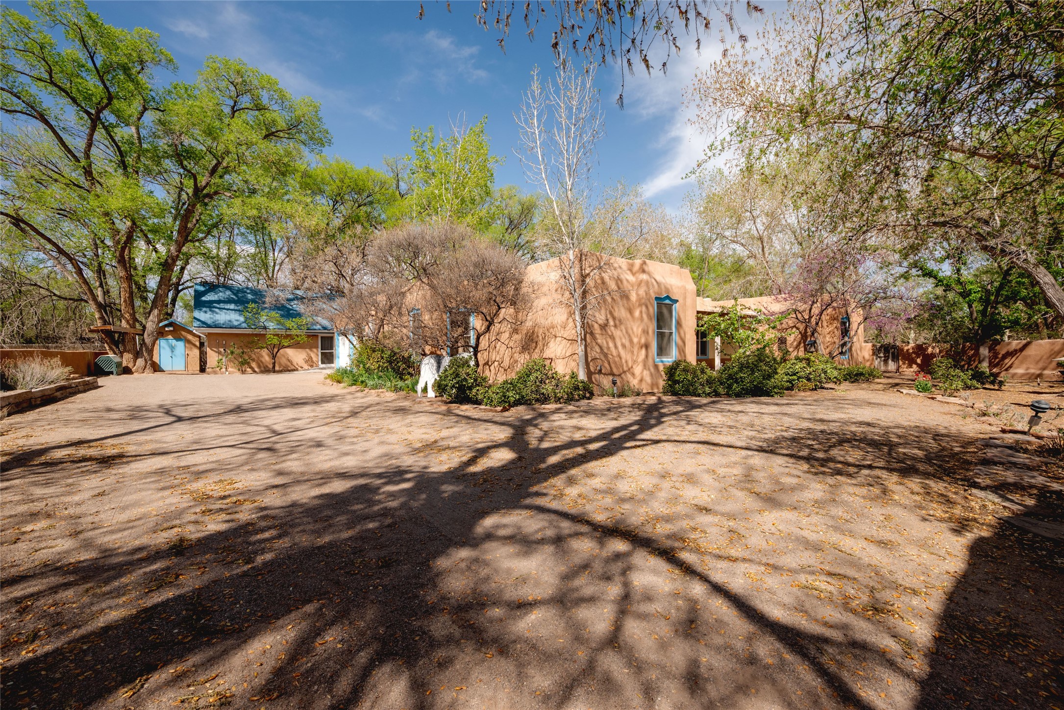 821 Chamisal Road, Los Ranchos, New Mexico image 39