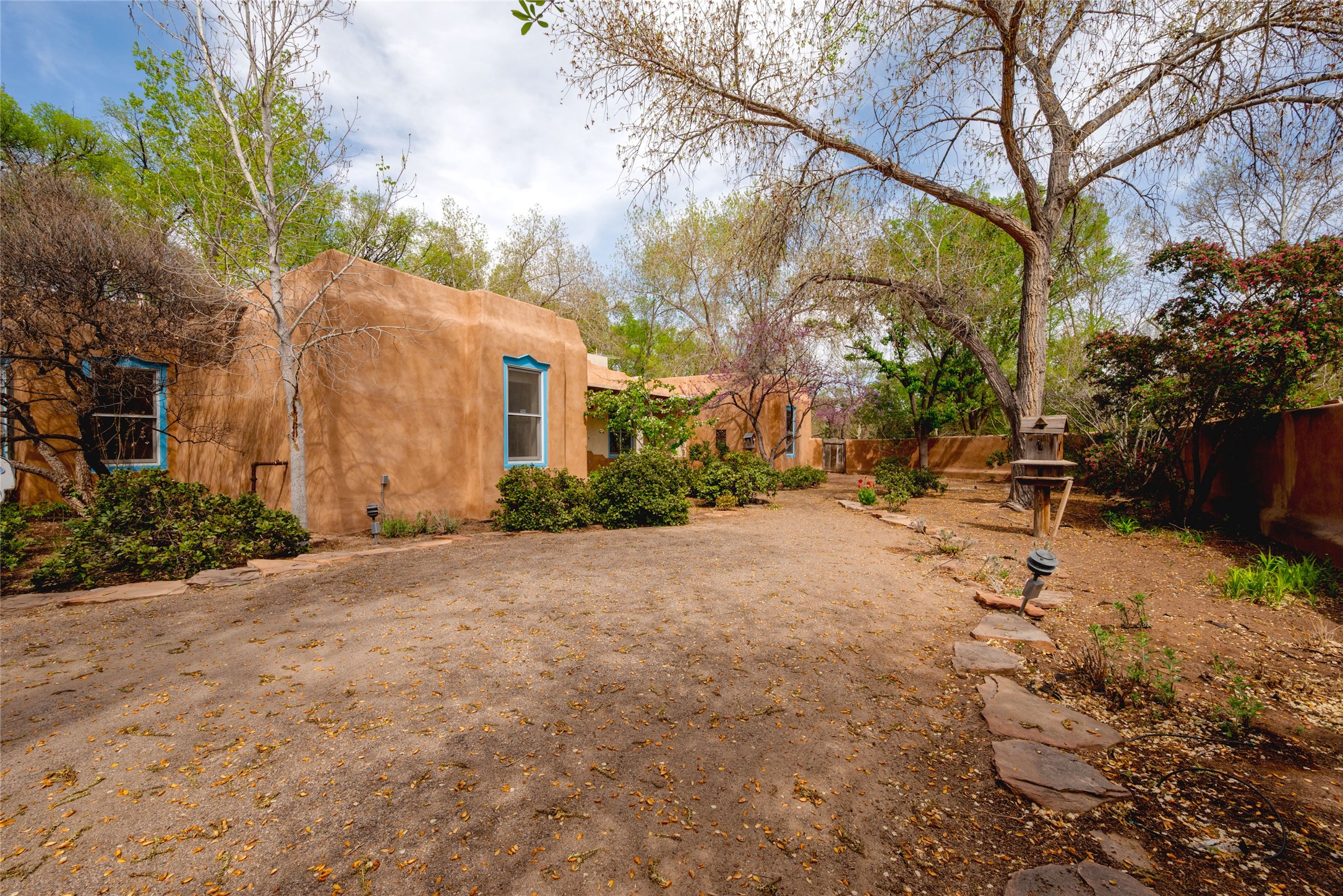 821 Chamisal Road, Los Ranchos, New Mexico image 33