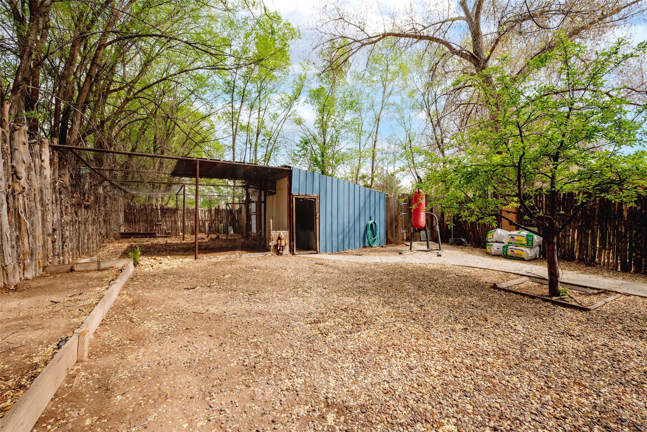821 Chamisal Road, Los Ranchos, New Mexico image 28