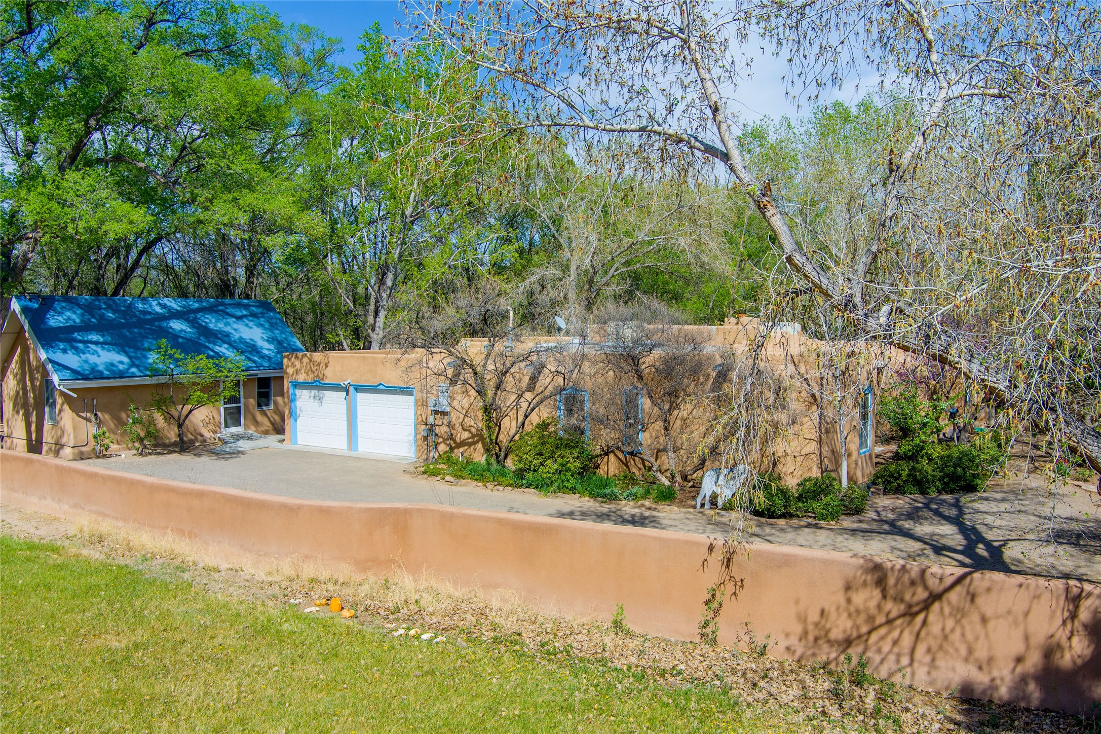 821 Chamisal Road, Los Ranchos, New Mexico image 47