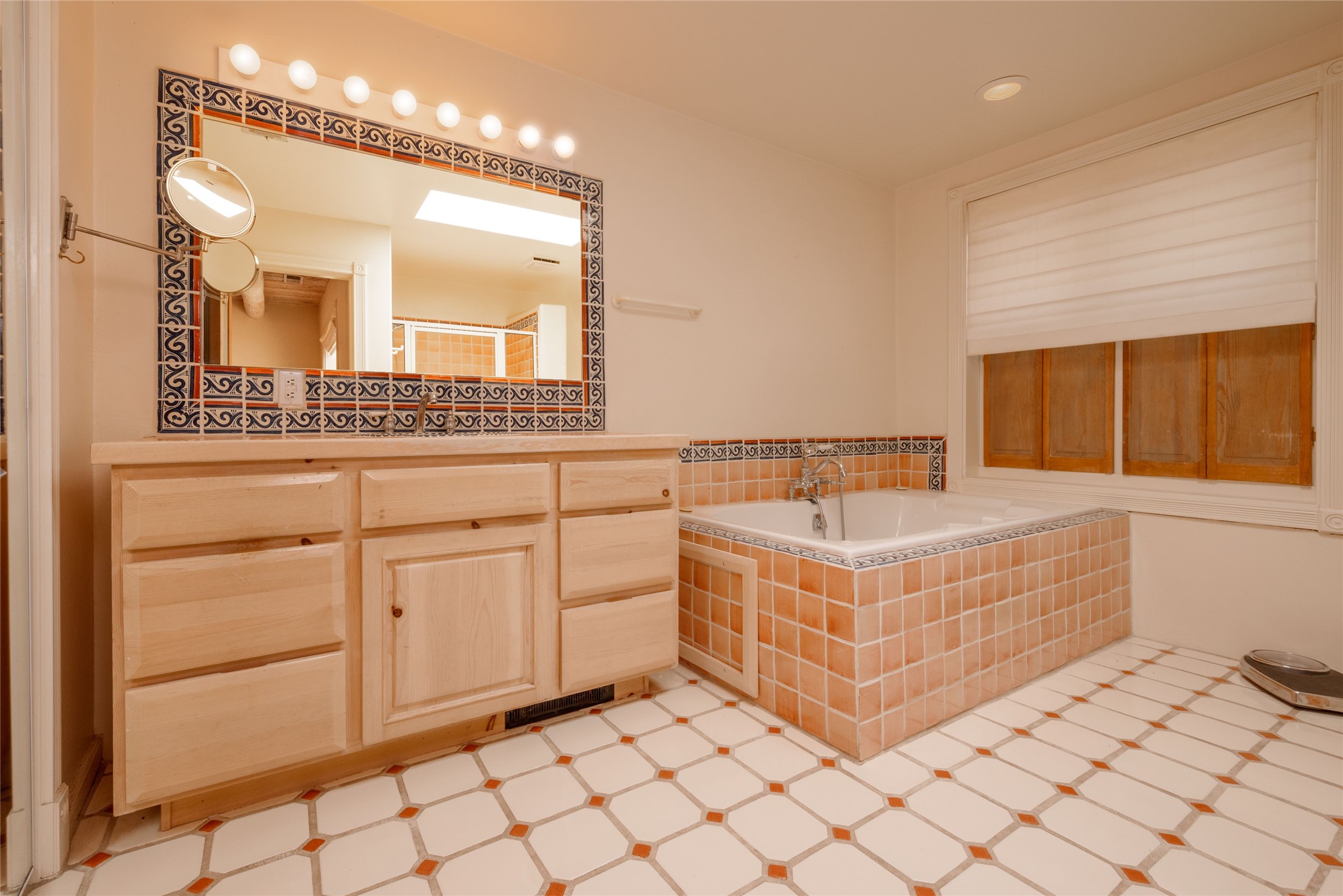 821 Chamisal Road, Los Ranchos, New Mexico image 15