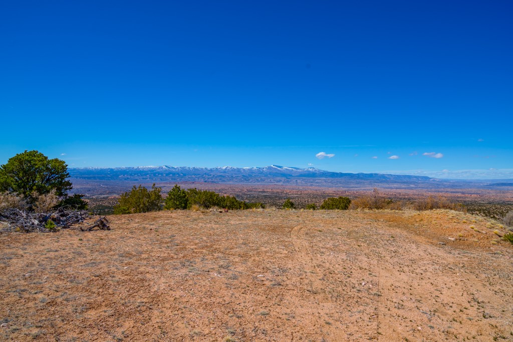 53 Acres Canon Escondido, Chimayo, New Mexico image 23