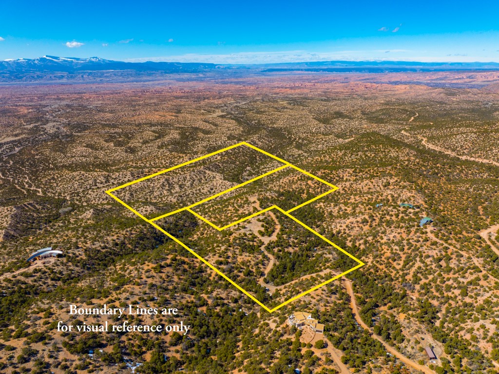 53 Acres Canon Escondido, Chimayo, New Mexico image 21