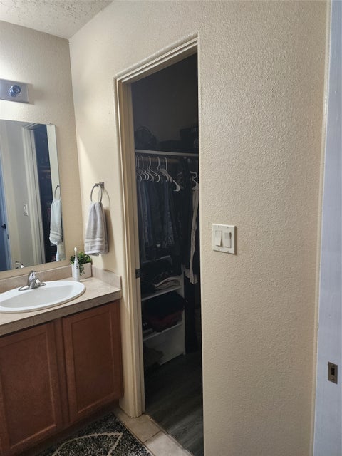 Tiny photo for 3 Bosquecillo, Santa Fe, NM 87508 (MLS # 202603696)