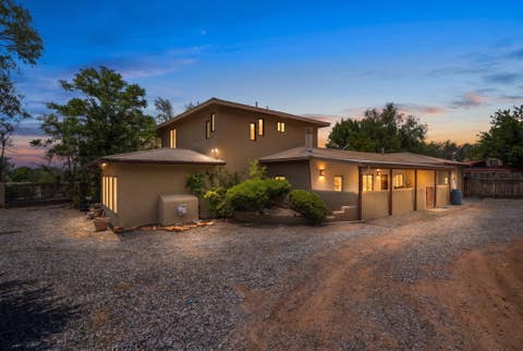 Homes For Sale - 9 Entrada Celedon Y Nestora<br/> Santa Fe, NM 87506