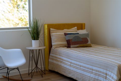 Tiny photo for 15 E Chili Line Road, Santa Fe, NM 87508 (MLS # 202505322)