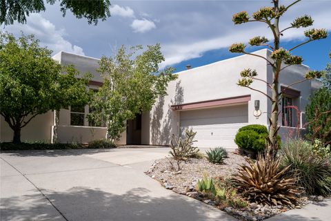 Tiny photo for 15 E Chili Line Road, Santa Fe, NM 87508 (MLS # 202505322)