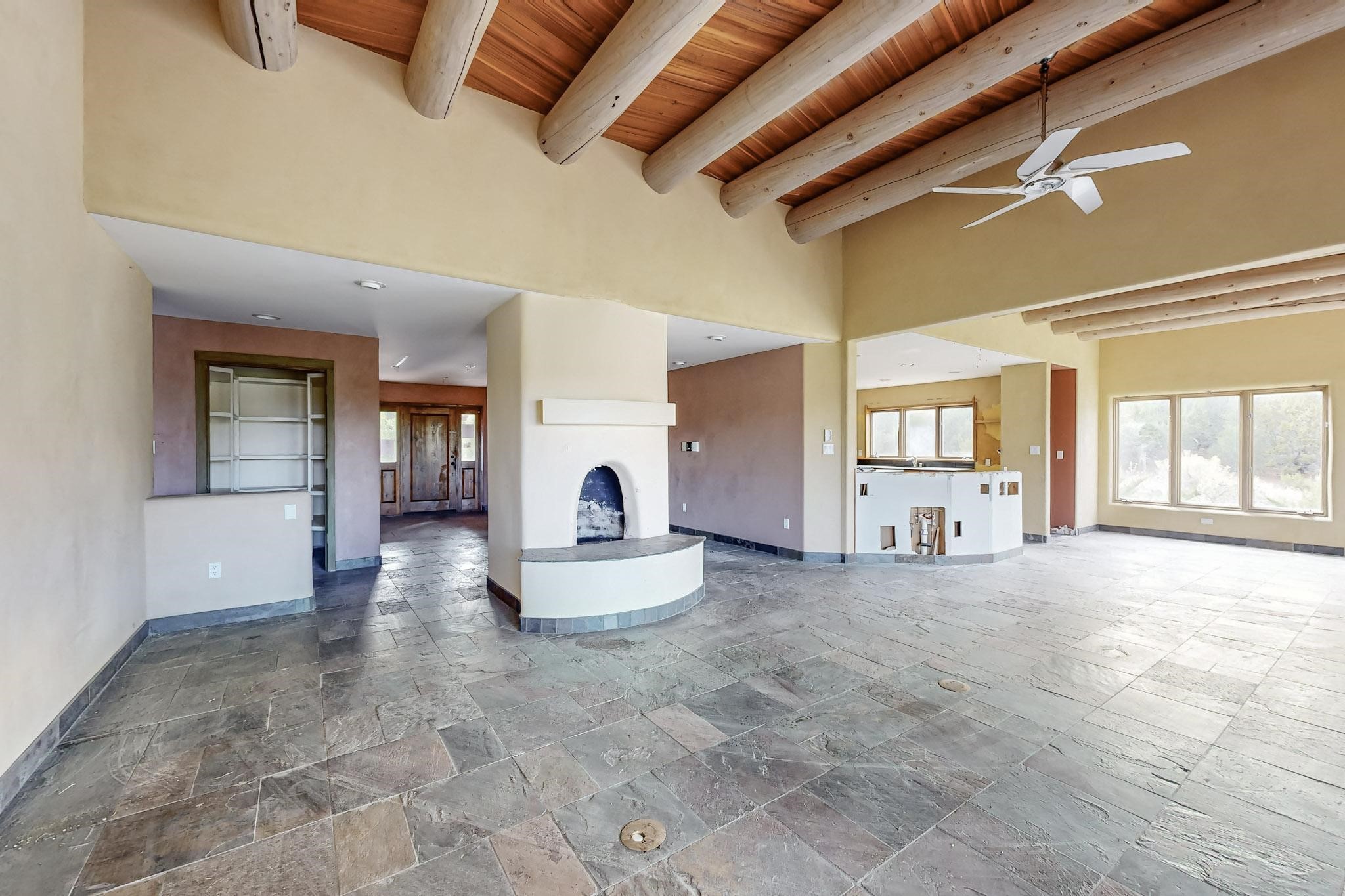 1285 Este Ln Ln, Santa Fe, New Mexico image 3