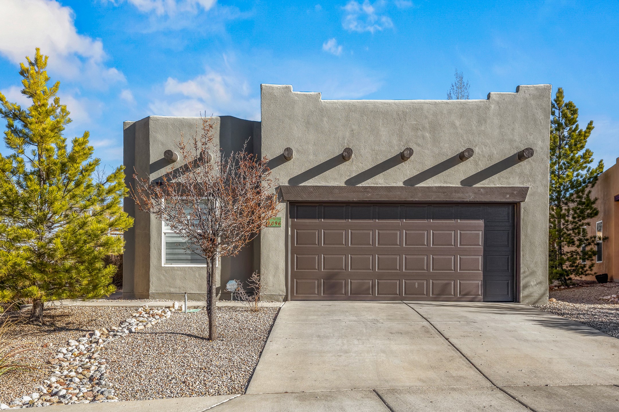 4096 Luna Grande Lane, Santa Fe, New Mexico image 1