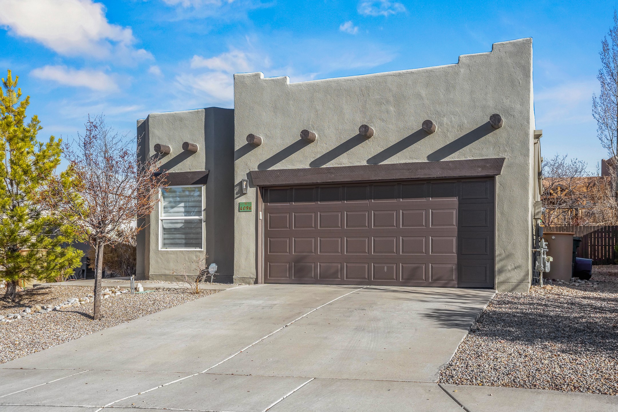 4096 Luna Grande Lane, Santa Fe, New Mexico image 2