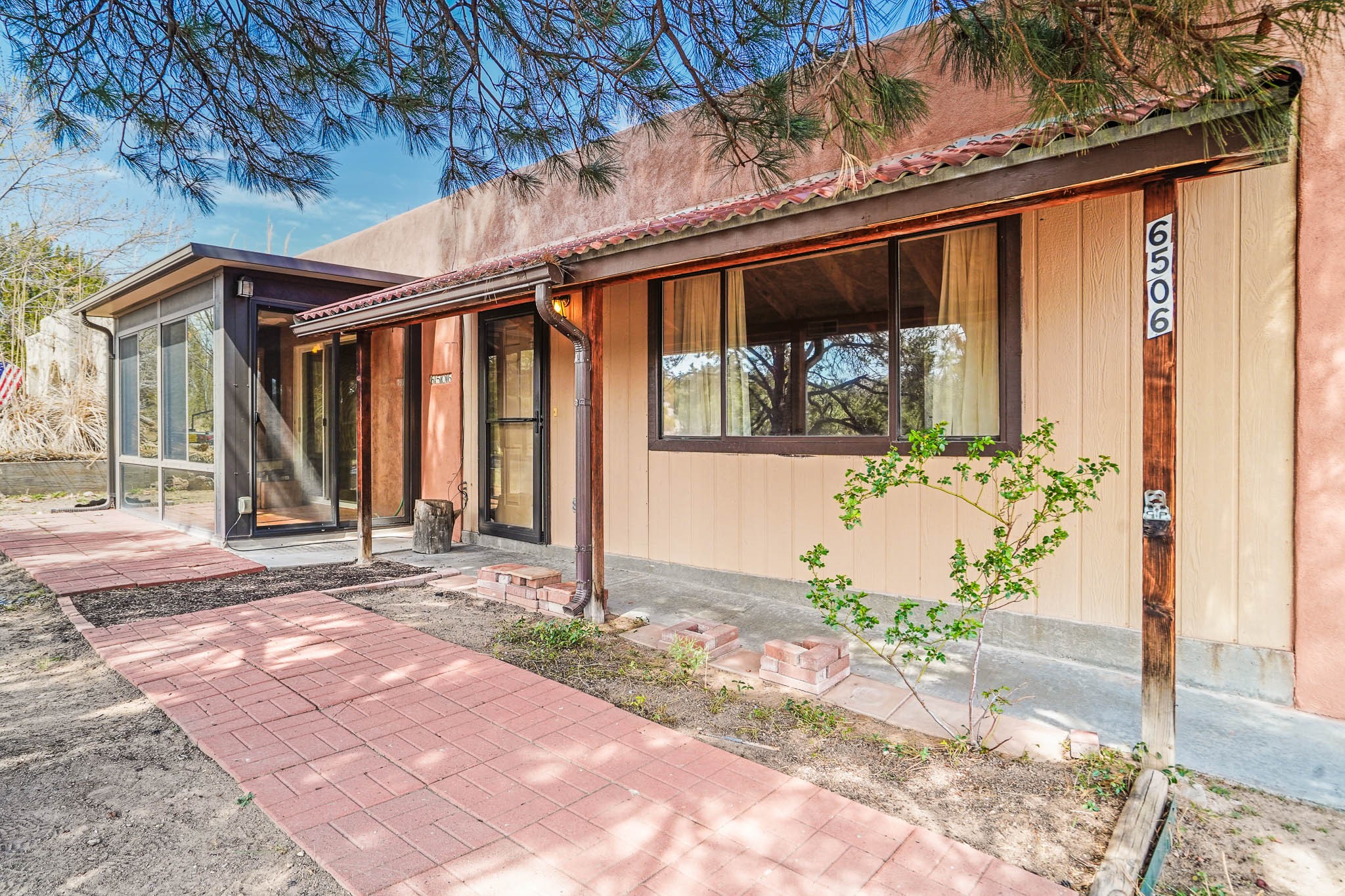 6506 Hoochaneetsa Boulevard, Cochiti Lake, New Mexico image 2
