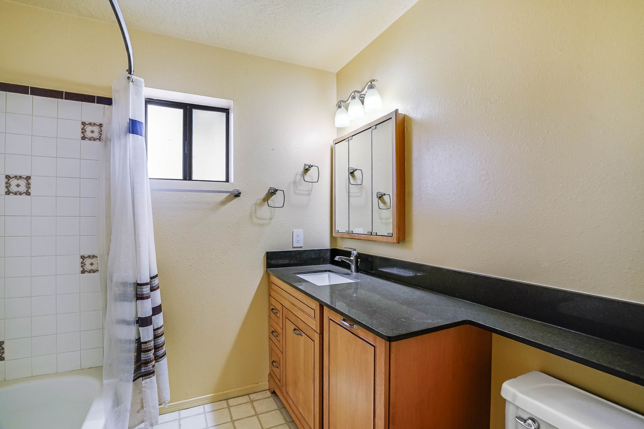 6506 Hoochaneetsa Boulevard, Cochiti Lake, New Mexico image 9