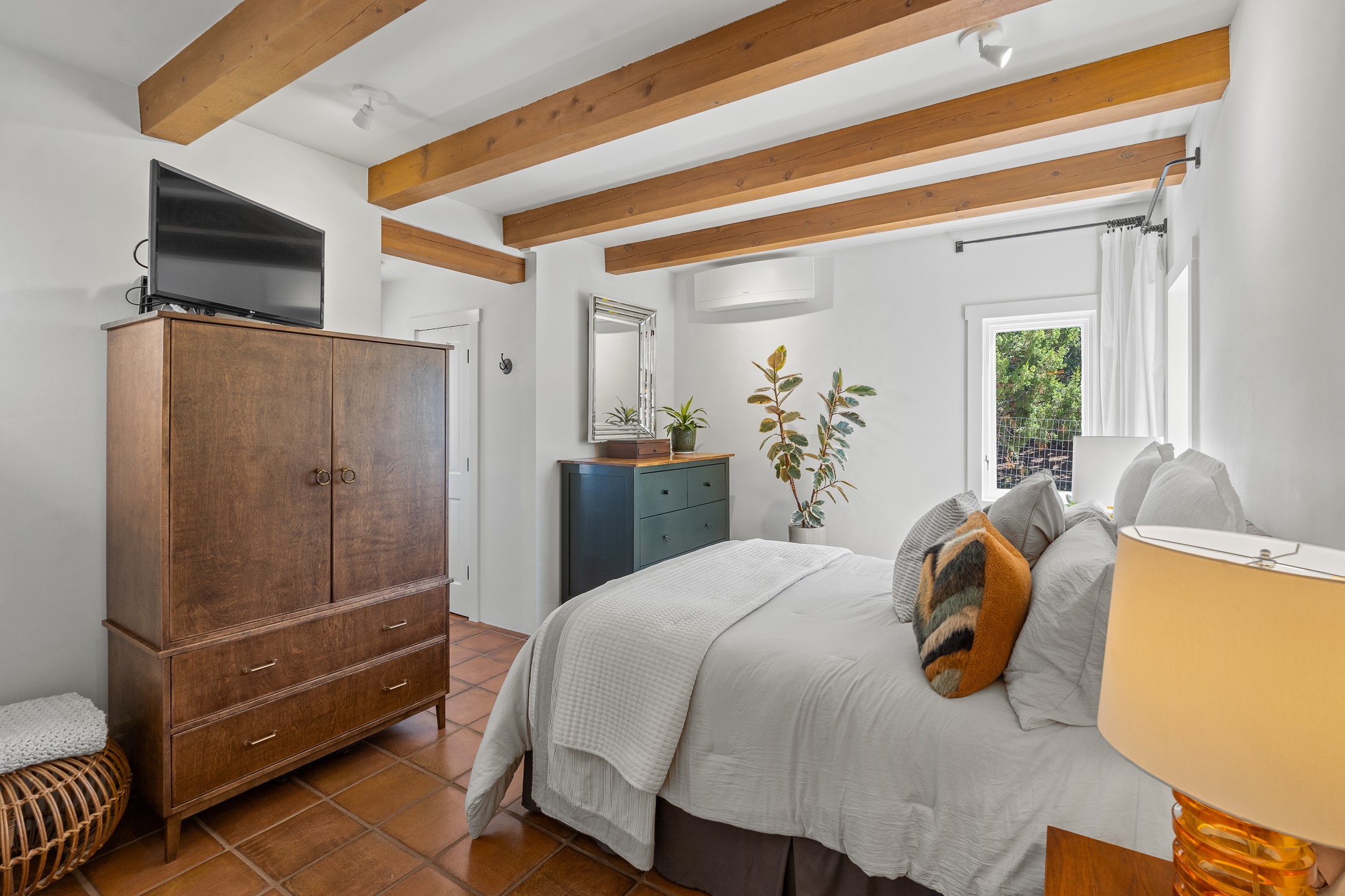 Santa Fe, New Mexico 87508, United States, 2 Bedrooms Bedrooms, ,2 BathroomsBathrooms,Residential,Active,216539