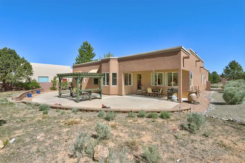 Tiny photo for 130 E Chili Line Road Rd, Santa Fe, NM 87508 (MLS # 202601683)